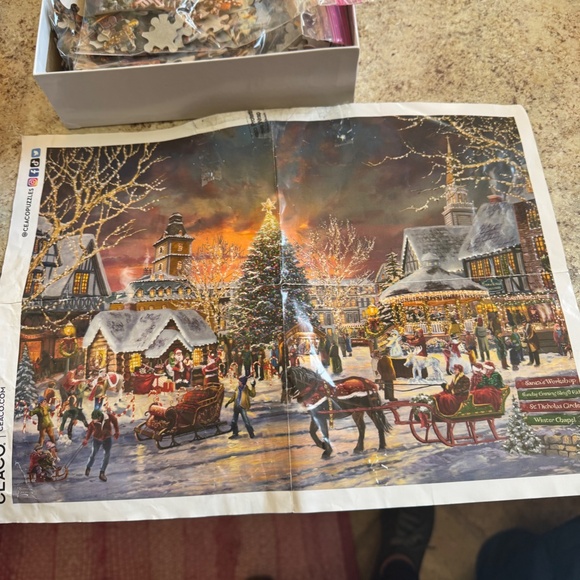 CEACO THOMOS KINKADE 1000 PIECE PUZZLE - Picture 2 of 2